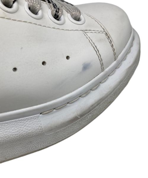 ALEXANDER McQUEEN（アレキサンダーマックイーン）ALEXANDER McQUEEN (アレキサンダーマックイーン) レザースニーカー ホワイト×ブラック サイズ:36Dの古着・服飾アイテム