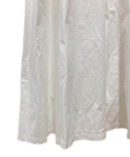 CLANE（クラネ）CLANE (クラネ) UP NECK FLARE ONE PIECE/アップ ネック フレア ワンピース ホワイト サイズ:1の古着・服飾アイテム