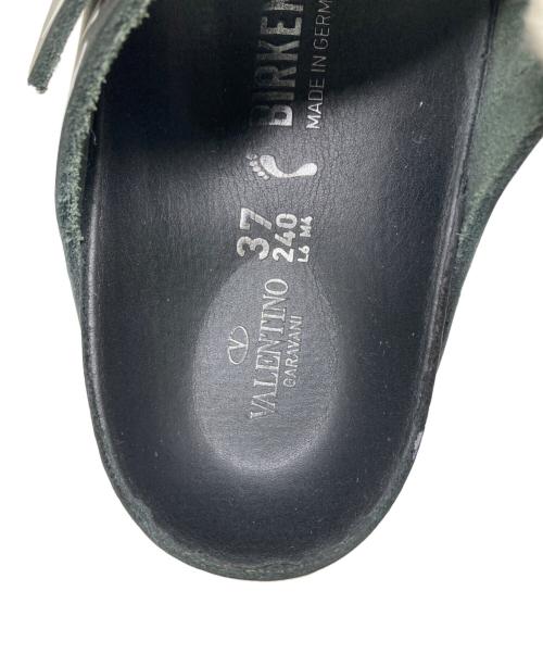 BIRKENSTOCK（ビルケンシュトック）BIRKENSTOCK (ビルケンシュトック) VALENTINO GARAVANI (ヴァレンティノ・ガラヴァーニ) Arizona ブラック サイズ:37の古着・服飾アイテム