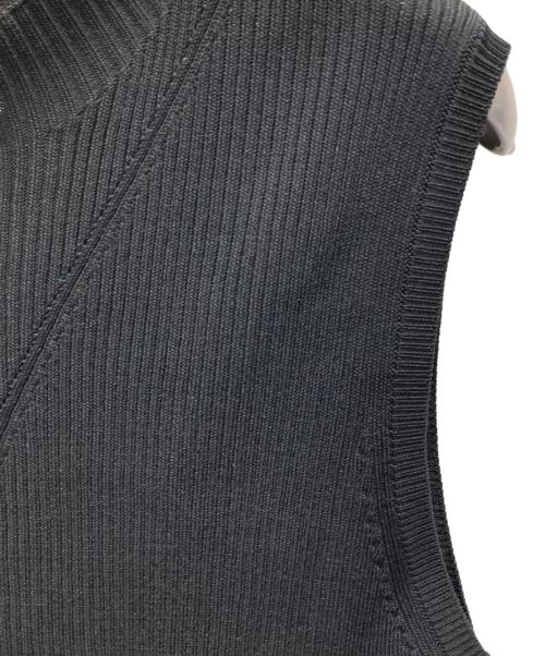 CAPRICIEUX LE'MAGE（カプリシューレマージュ）CAPRICIEUX LE'MAGE (カプリシューレマージュ) ノースリーブニット ブラック サイズ:freeの古着・服飾アイテム