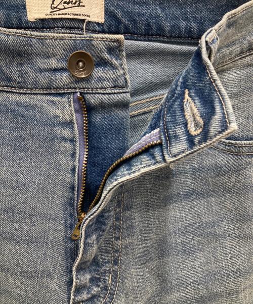 Q.anos（キュアノス）Q.anos (キュアノス) リラックスワイドデニムパンツ ブルーの古着・服飾アイテム