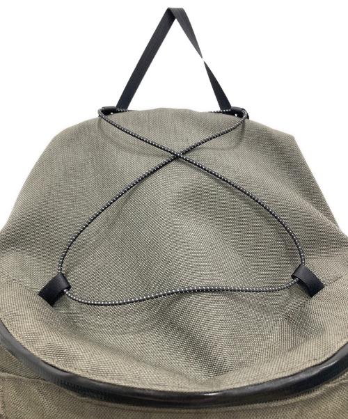 RawLow Mountain works（ロウロウ マウンテンワークス）RawLow Mountain works (ロウロウ マウンテンワークス) バックパック オリーブの古着・服飾アイテム