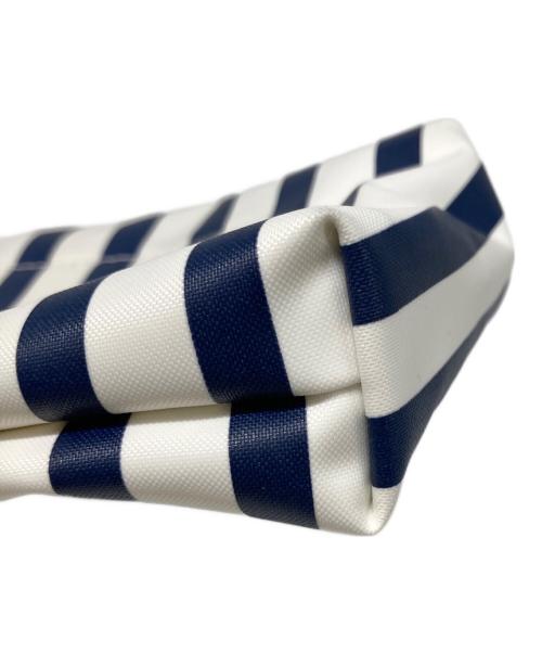 LONGCHAMP（ロンシャン）LONGCHAMP (ロンシャン) ショルダーポーチ ホワイト×ネイビーの古着・服飾アイテム