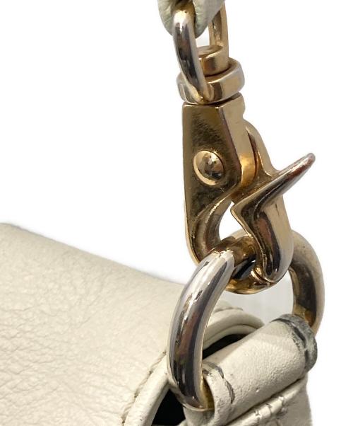 BURBERRY BLUE LABEL（バーバリーロンドンブルーレーベル）BURBERRY BLUE LABEL (バーバリーロンドンブルーレーベル) ショルダーバッグ アイボリーの古着・服飾アイテム