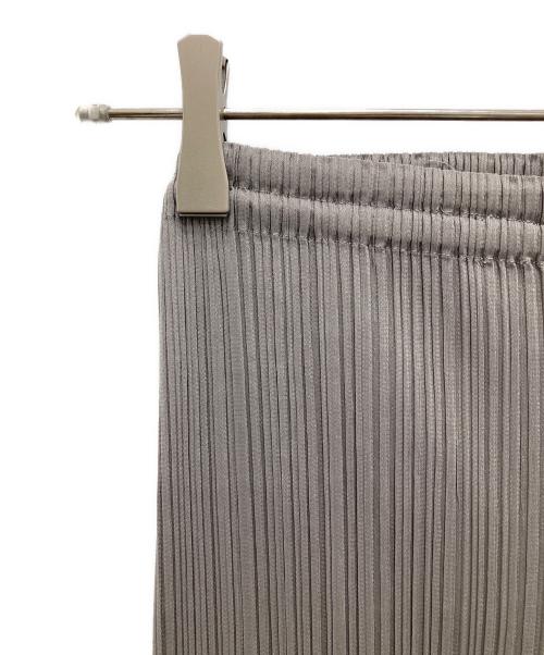 PLEATS PLEASE（プリーツプリーズ）PLEATS PLEASE (プリーツプリーズ) プリーツパンツ グレー サイズ:3の古着・服飾アイテム