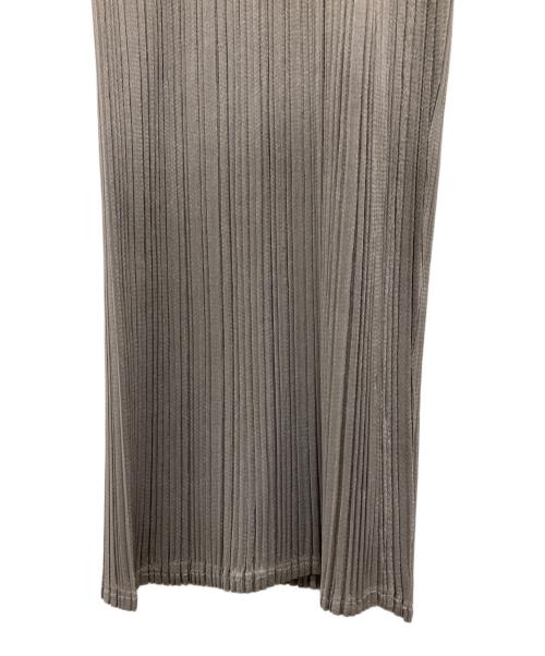 PLEATS PLEASE（プリーツプリーズ）PLEATS PLEASE (プリーツプリーズ) プリーツパンツ グレー サイズ:3の古着・服飾アイテム