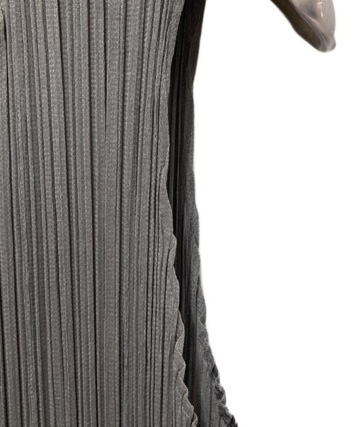 PLEATS PLEASE（プリーツプリーズ）PLEATS PLEASE (プリーツプリーズ) プリーツカットソー グレー サイズ:3の古着・服飾アイテム