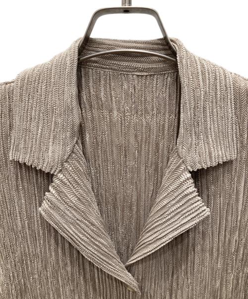 SPECCHIO（スペッチオ）SPECCHIO (スペッチオ) シャトルプリーツジャケット ベージュ サイズ:40の古着・服飾アイテム