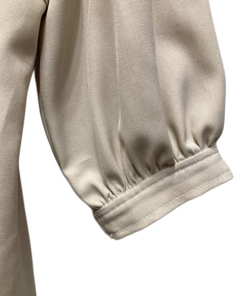 JILL BY JILLSTUART（ジル バイ ジルスチュアート）JILL BY JILLSTUART (ジル バイ ジルスチュアート) ブラウスワンピース ベージュ サイズ:FREEの古着・服飾アイテム