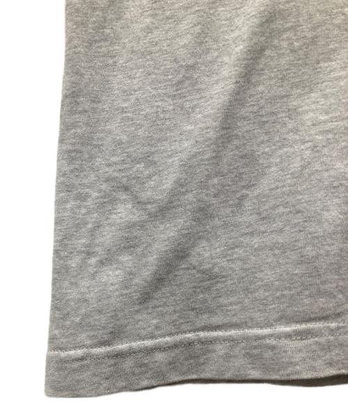 PALACE（パレス）PALACE (パレス) プリントカットソー グレー サイズ:Mの古着・服飾アイテム