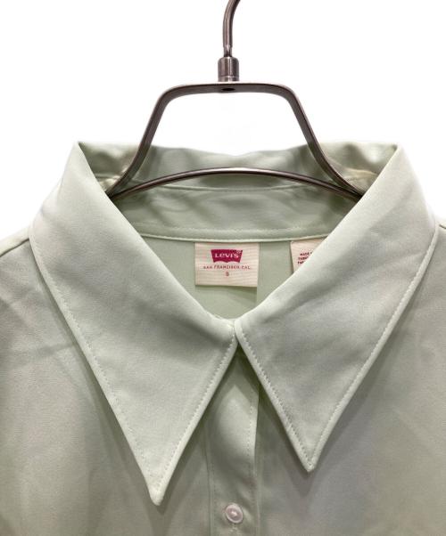 LEVI'S（リーバイス）LEVI'S (リーバイス) ポリエステルシャツ グリーン サイズ:S 未使用品の古着・服飾アイテム