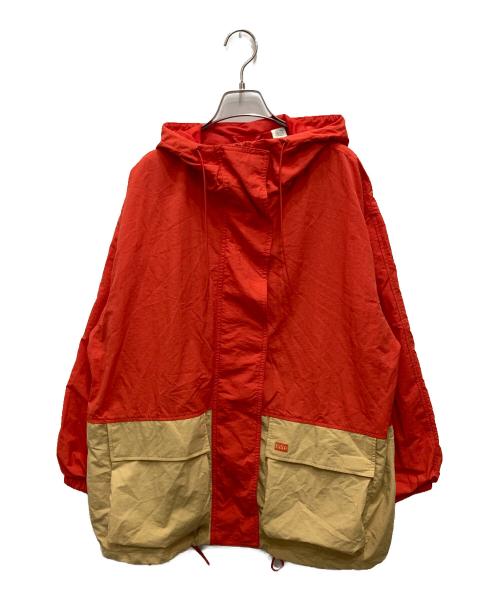 LEVI'S（リーバイス）LEVI'S (リーバイス) マウンテンパーカー レッド×ベージュ サイズ:M 未使用品の古着・服飾アイテム