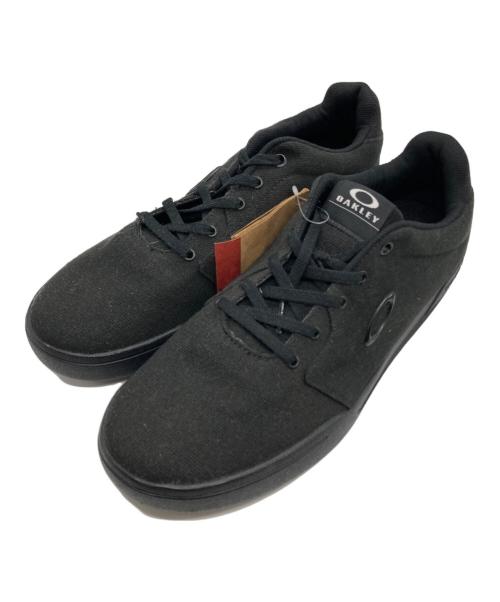 OAKLEY（オークリー）OAKLEY (オークリー) CANVAS FLYER SNEAKER/キャンバス フライヤー スニーカー ブラック サイズ:29 未使用品の古着・服飾アイテム