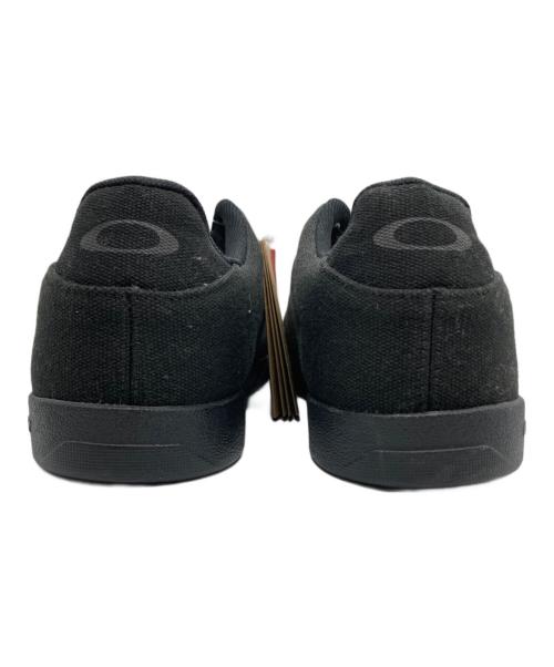 OAKLEY（オークリー）OAKLEY (オークリー) CANVAS FLYER SNEAKER/キャンバス フライヤー スニーカー ブラック サイズ:29 未使用品の古着・服飾アイテム