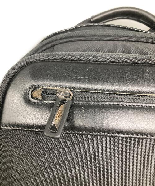 ZERO HALLIBURTON（ゼロ ハリバートン）ZERO HALLIBURTON (ゼロ ハリバートン) バックパック ブラックの古着・服飾アイテム