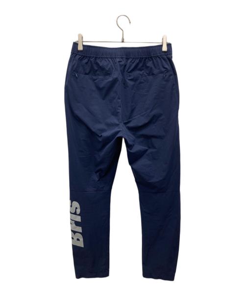 F.C.R.B.（エフシーレアルブリストル）F.C.R.B. (エフシーレアルブリストル) 4WAY STRETCH EASY TAPERED PANTS ネイビー サイズ:Mの古着・服飾アイテム