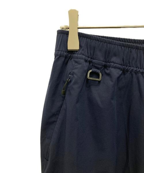 F.C.R.B.（エフシーレアルブリストル）F.C.R.B. (エフシーレアルブリストル) 4WAY STRETCH EASY TAPERED PANTS ネイビー サイズ:Mの古着・服飾アイテム