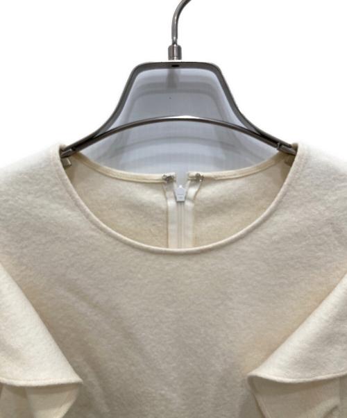 BORDERS at BALCONY（ボーダーズアットバルコニー）BORDERS at BALCONY (ボーダーズアットバルコニー) ラッフルスリーブウールトップス アイボリー サイズ:38の古着・服飾アイテム