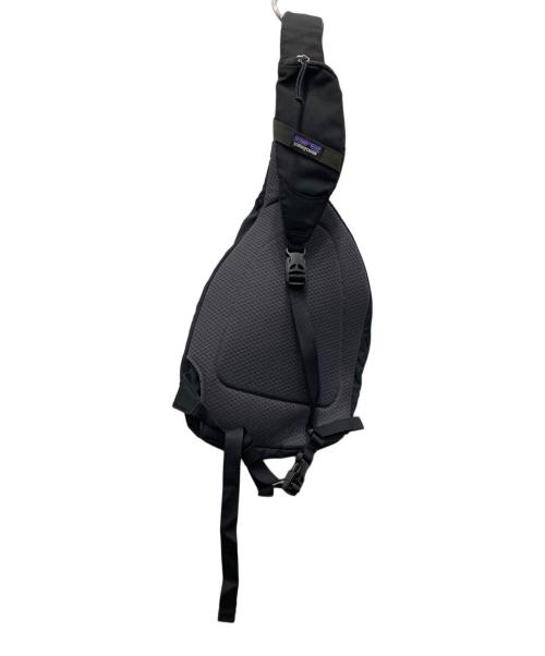 Patagonia（パタゴニア）Patagonia (パタゴニア) Atom 8L アトムスリング ボディバッグ ブラックの古着・服飾アイテム
