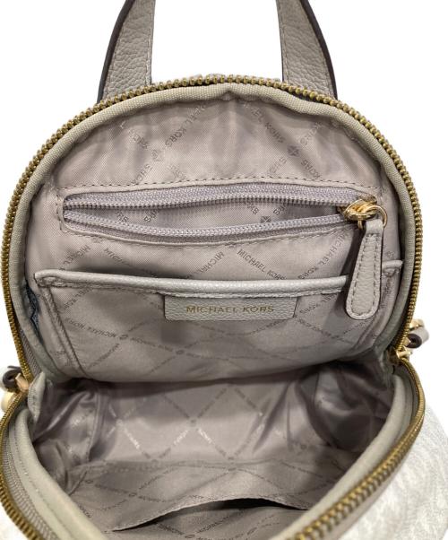 MICHAEL KORS（マイケル・コース）MICHAEL KORS (マイケル・コース) リュック ホワイトの古着・服飾アイテム