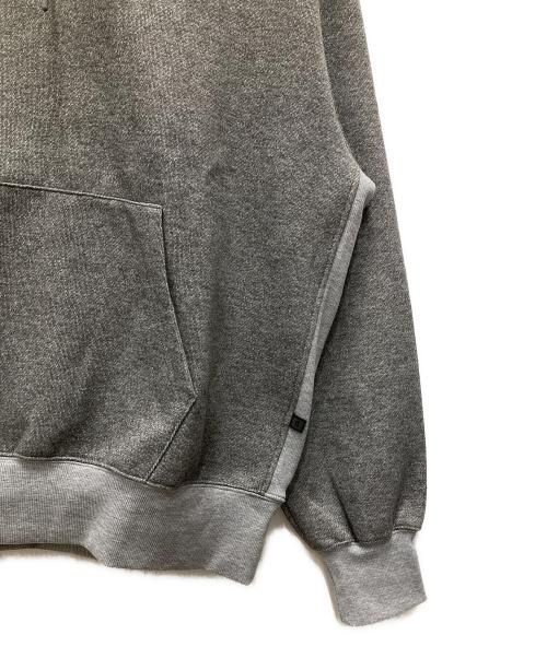 DAIWA PIER39（ダイワ ピア39）DAIWA PIER39 (ダイワ ピア39) TECH SWEAT HOODIE グレー サイズ:Lの古着・服飾アイテム