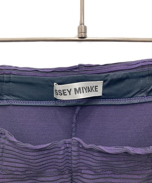 ISSEY MIYAKE（イッセイミヤケ）ISSEY MIYAKE (イッセイミヤケ) ストレッチイージーパンツ パープル サイズ:1の古着・服飾アイテム