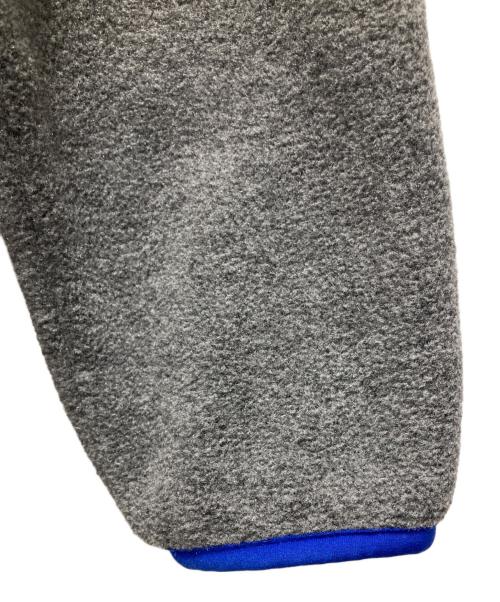 Patagonia（パタゴニア）Patagonia (パタゴニア) ライトウェイトシンチラスナップPO グレー サイズ:M 未使用品の古着・服飾アイテム