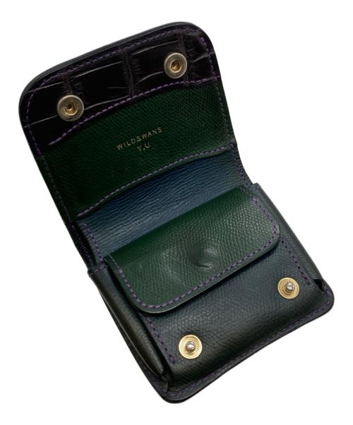 WILDSWANS（ワイルドスワンズ）WILDSWANS (ワイルドスワンズ) クロコダイルレザー2つ折り財布 ブラックの古着・服飾アイテム
