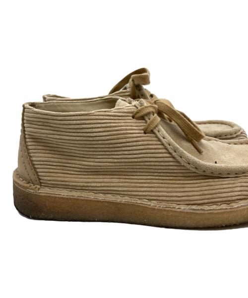 CLARKS ORIGINALS（クラークス オリジナルズ）CLARKS ORIGINALS (クラークス オリジナルズ) Desert Nomad/デザート ノマド ベージュ サイズ:25の古着・服飾アイテム