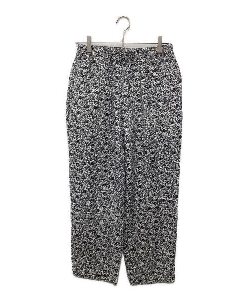 kurashi&trips publishing（クラシアンドトリップス パブリッシング）KURASHI&Trips PUBLISHING (クラシアンドトリップス パブリッシング) リバティプリントのイージーパンツ グレー サイズ:Tの古着・服飾アイテム