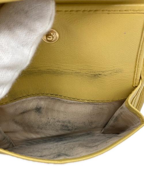 MIU MIU（ミュウミュウ）MIU MIU (ミュウミュウ) マテラッセレザー財布 イエローの古着・服飾アイテム