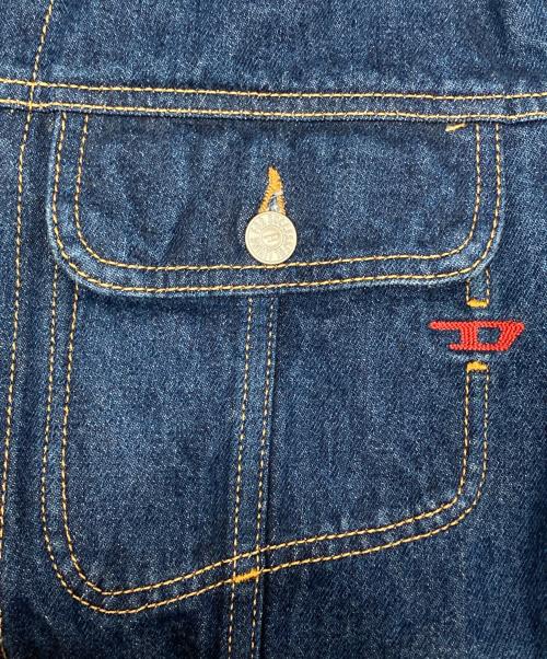 DIESEL（ディーゼル）DIESEL (ディーゼル) Regular-fit trucker jacket/レギュラーフィット・トラッカージャケット インディゴ サイズ:Sの古着・服飾アイテム