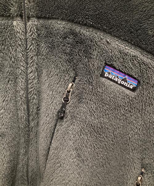 Patagonia（パタゴニア）Patagonia (パタゴニア) R4フリースジャケット グレー サイズ:Lの古着・服飾アイテム