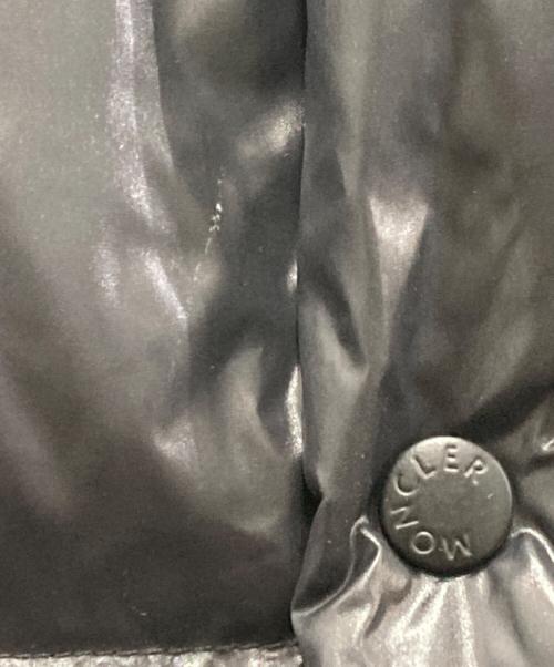 MONCLER（モンクレール）MONCLER (モンクレール) EVELESTダウンジャケット ブラック サイズ:3の古着・服飾アイテム