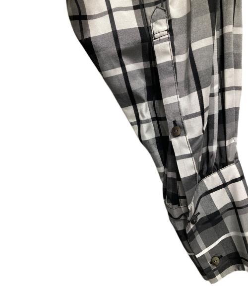 green label relaxing（グリーンレーベルリラクシング）green label relaxing (グリーンレーベルリラクシング) ELIN (エリン) チェックバンドカラーシャツ ホワイト×ブラック サイズ:サイズ記載なし（実寸ご確認ください）の古着・服飾アイテム