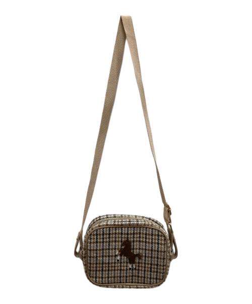 SEVEN TEN by MIHO KAWAHITO（セブン テン バイ ミホ カワヒト）SEVEN TEN by MIHO KAWAHITO (セブン テン バイ ミホ カワヒト) ワンポイント刺繍ポシェット ベージュの古着・服飾アイテム