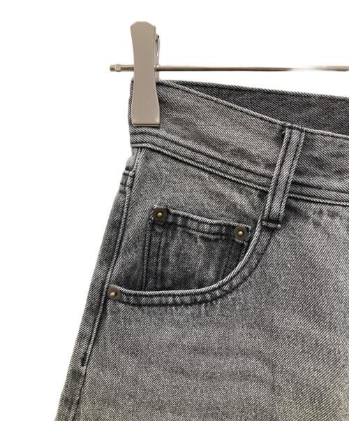 Q.anos（キュアノス）Q.anos (キュアノス) ブルージュデニムパンツ グレー サイズ:PSの古着・服飾アイテム