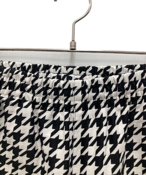 adidas（アディダス）adidas (アディダス) ハウンズトゥース ワイドレッグパンツ ホワイト×ブラック サイズ:Mの古着・服飾アイテム