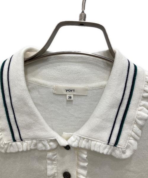 YORI（ヨリ）yori (ヨリ) ミニフリルポロニット ホワイト サイズ:38の古着・服飾アイテム