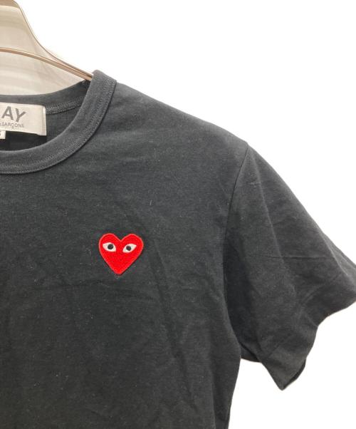 PLAY COMME des GARCONS（プレイコムデギャルソン）PLAY COMME des GARCONS (プレイコムデギャルソン) ハートワッペンTシャツ ブラック サイズ:Sの古着・服飾アイテム