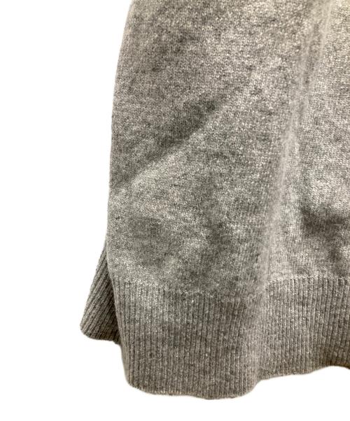 BEARDSLEY（ビアズリー）BEARDSLEY (ビアズリー) ポシェットロングカーディガン グレー サイズ:Fの古着・服飾アイテム