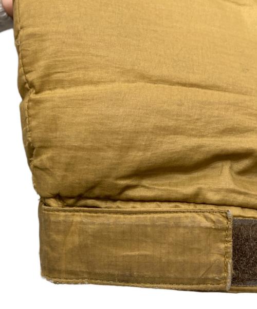 THE NORTH FACE（ザ ノース フェイス）THE NORTH FACE (ザ ノース フェイス) キャンプシェラショート ダウンジャケット ブラウン サイズ:Mの古着・服飾アイテム