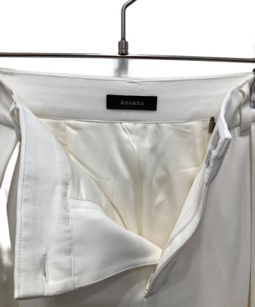 anuans（アニュアンス）anuans (アニュアンス) ダブルサテンサイドタックパンツ ホワイト サイズ:XSの古着・服飾アイテム