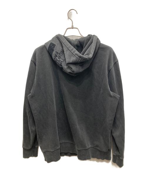 THE NORTH FACE（ザ ノース フェイス）THE NORTH FACE (ザ ノース フェイス) Supreme (シュプリーム) Pigment Printed Hooded Sweatshirt グレー サイズ:XLの古着・服飾アイテム