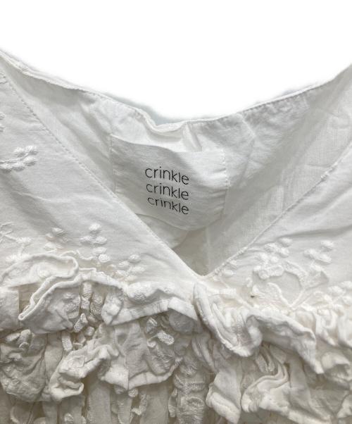 crinkle crinkle crinkle（クリンクル クリンクル クリンクル）crinkle crinkle crinkle (クリンクル クリンクル クリンクル) 3D embroidery camisole ホワイト サイズ:F 未使用品の古着・服飾アイテム