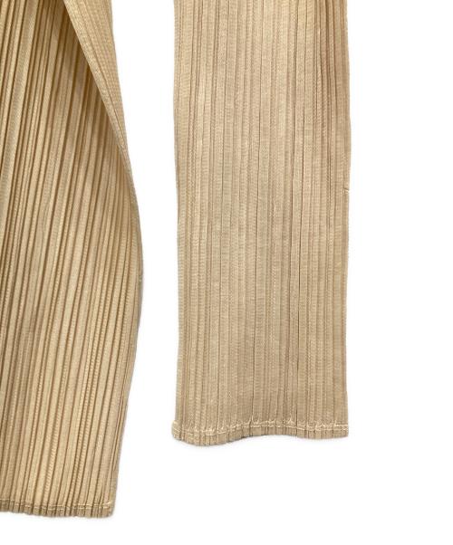 PLEATS PLEASE（プリーツプリーズ）PLEATS PLEASE (プリーツプリーズ) プリーツカーディガン ベージュ サイズ:3の古着・服飾アイテム