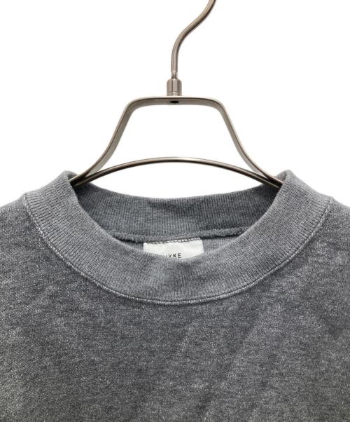 HYKE（ハイク）HYKE (ハイク) クロップドスウェット グレー サイズ:Sの古着・服飾アイテム