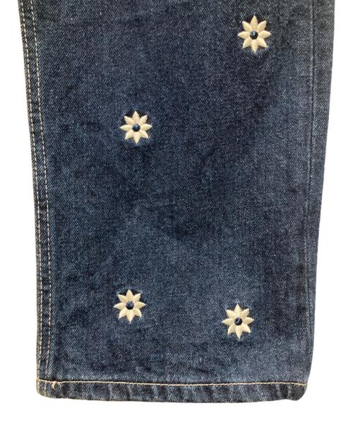 KEBOZ（ケボズ）KEBOZ (ケボズ) FREAK'S STORE (フリークスストア) NICK GEAR (ニックギア) Flower&Embroidery Logo DENIM/フラワー・アンド・エンブロイダリー・ロゴ・デニム ブルー サイズ:Mの古着・服飾アイテム