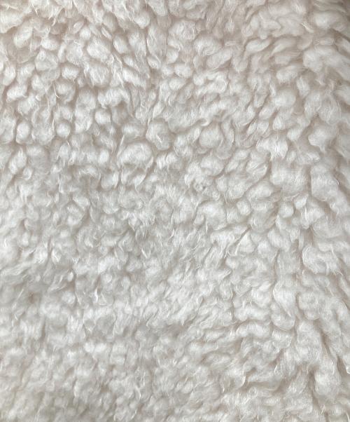 YORI（ヨリ）yori (ヨリ) プードルフードジレ アイボリー サイズ:Fの古着・服飾アイテム