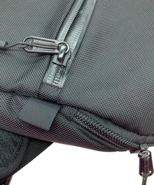 AER（エアー）AER (エアー) Travel Sling Bag/トラベルスリングバッグ ブラックの古着・服飾アイテム